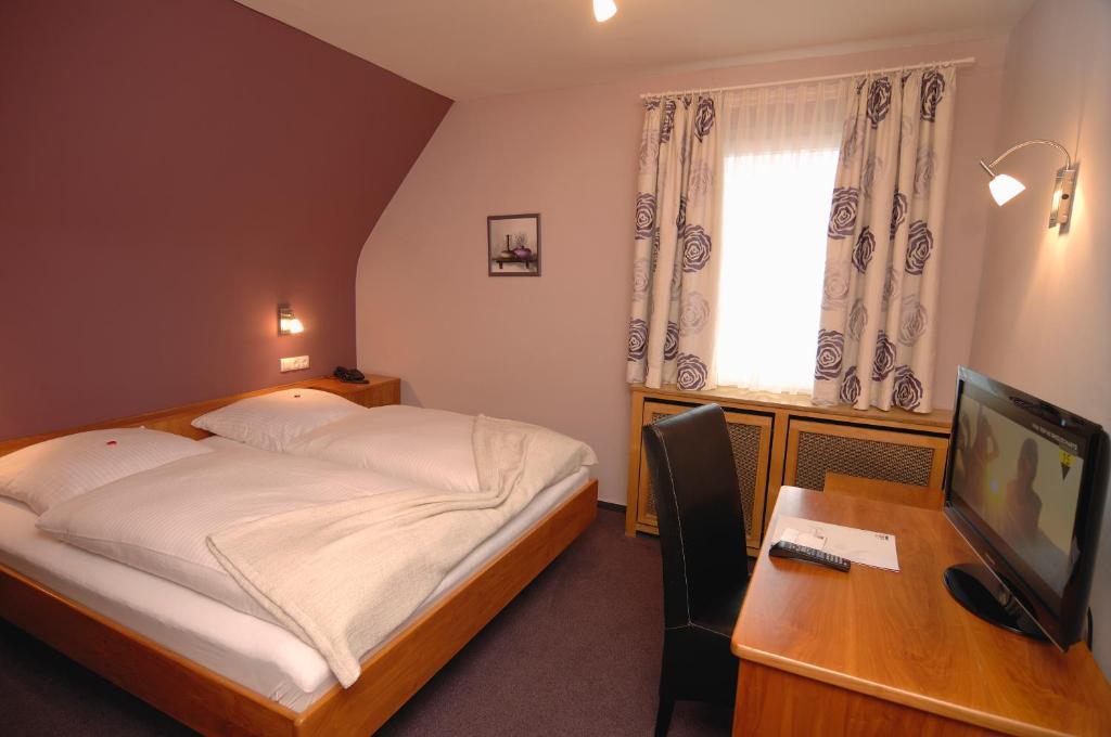 Gasthaus Zum Ochsen MHG Szoba fotó